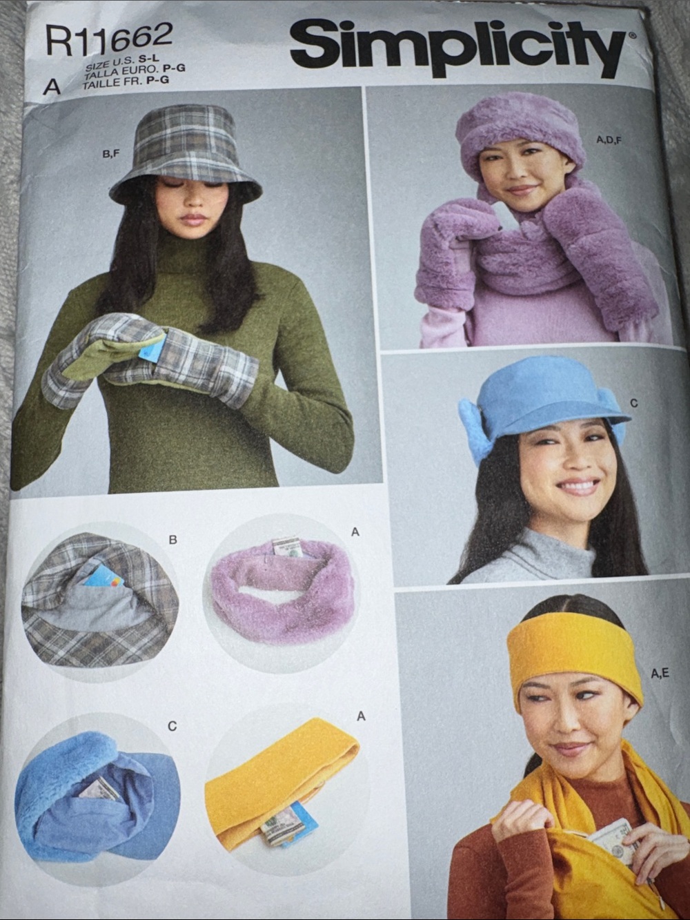 R11662 Simplicity Women's Winter Hat & Scarf Pattern